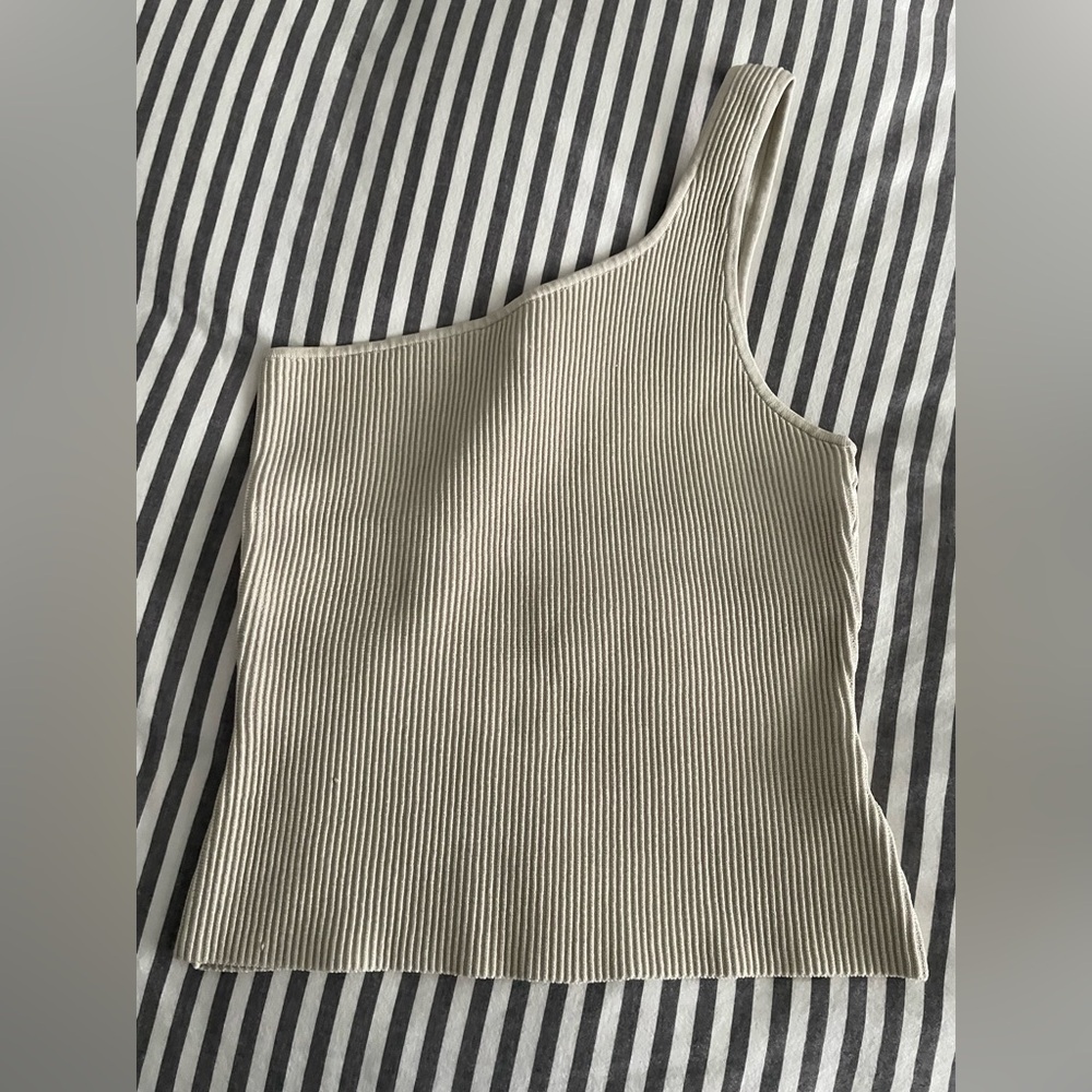 Aritzia Babaton One Shoulder Sculpt Tank
